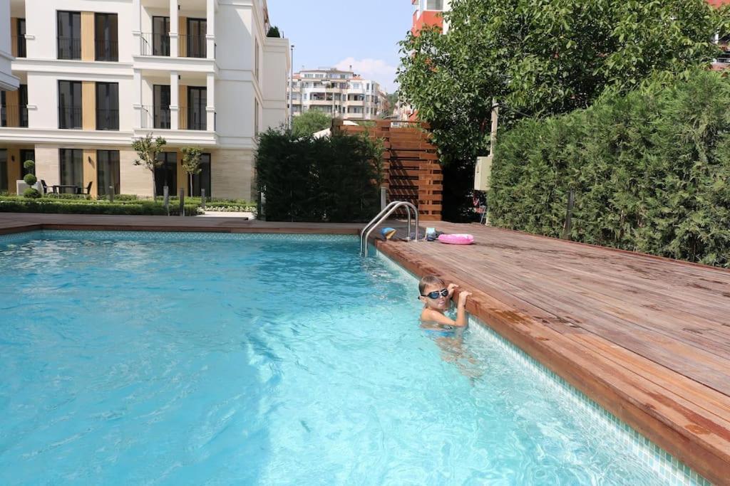 Apartment In Evargreen Complex With Terrace Varna Exterior photo